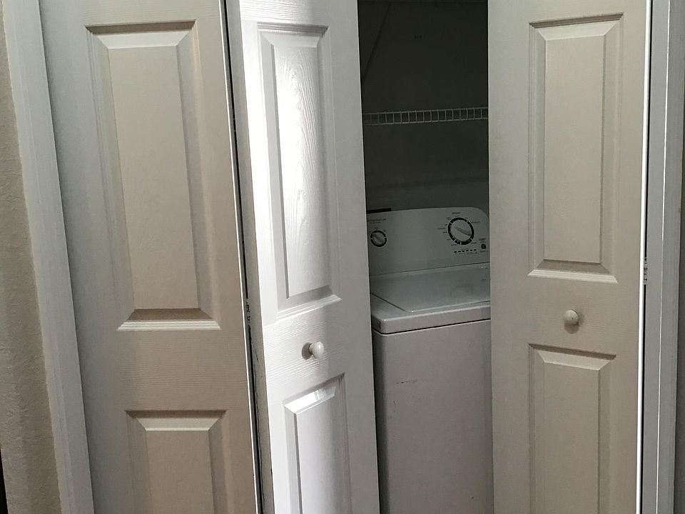 1st image of 2338 SE 18th Cir