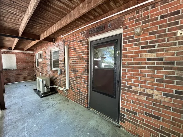 Joe Hale, 150 Joe Hale Dr #4, Johnson City, TN 37615