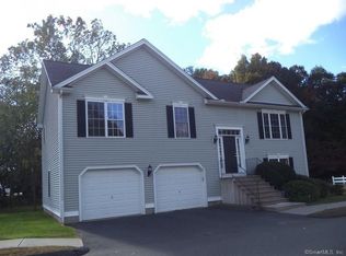 600 Main St APT 2, Plantsville, CT 06479
