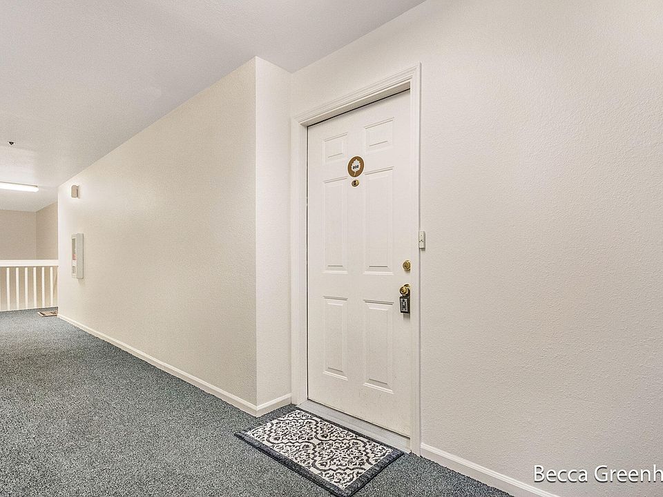 3160 Poplar Creek Dr SE UNIT 202, Kentwood, MI 49512 | Zillow