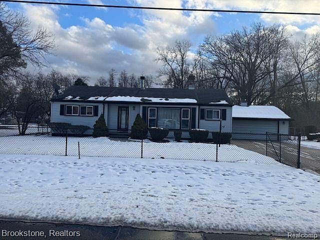 1st image of 24291 Sargent Ave