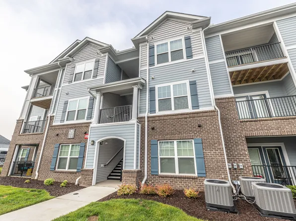 Buckhill Village Apts