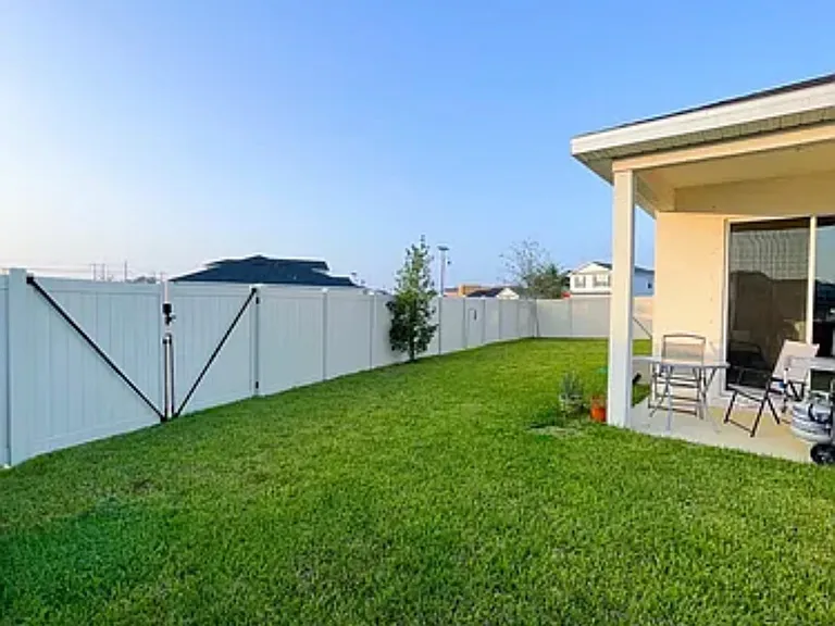 10507 High Noon Trl — Photo 2
