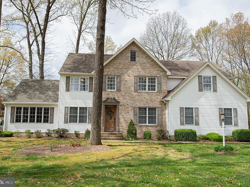 1st image of 6371 Oxbridge Dr