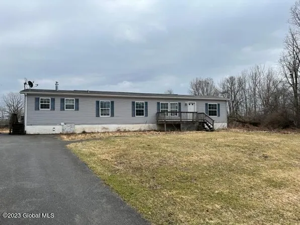 412 Tori trce, Fort Edward, NY 12828