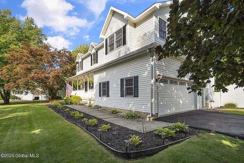 2nd image of 38 Dussault Drive