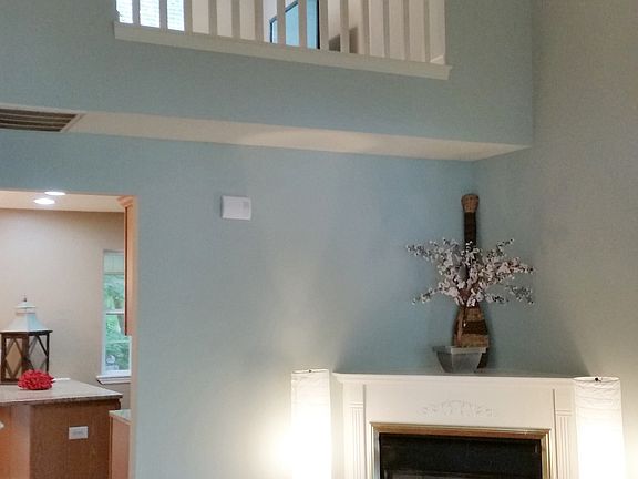 3rd image of 8041 Shadow Oak Dr