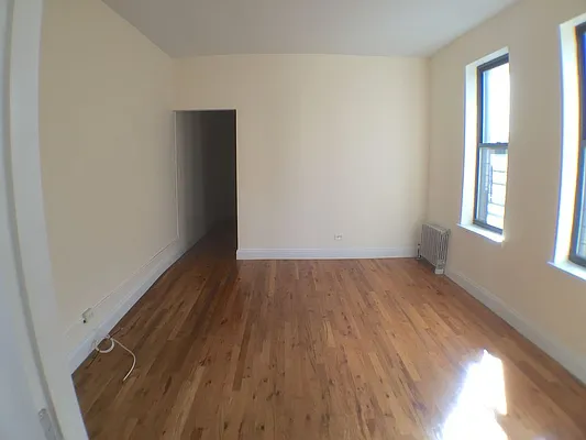 Rented by Newcastle Realty Services | media 33