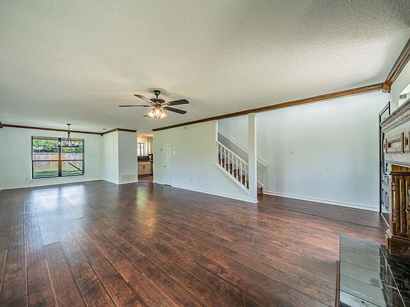 4th image of 7217 McCoy Dr