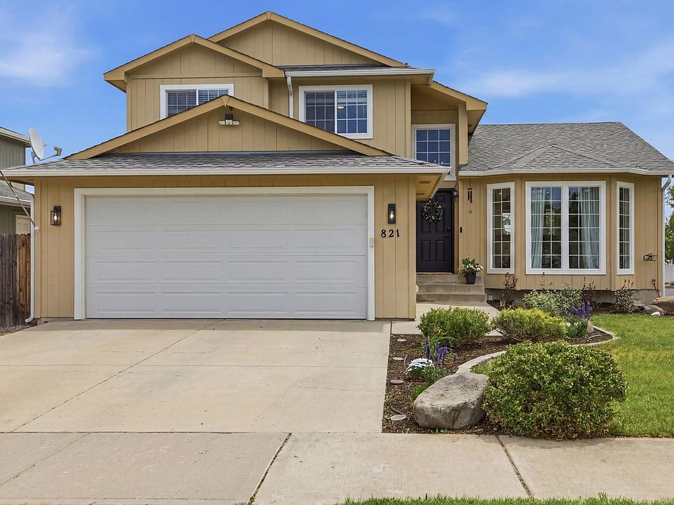 1st image of 821 S Salish Ct