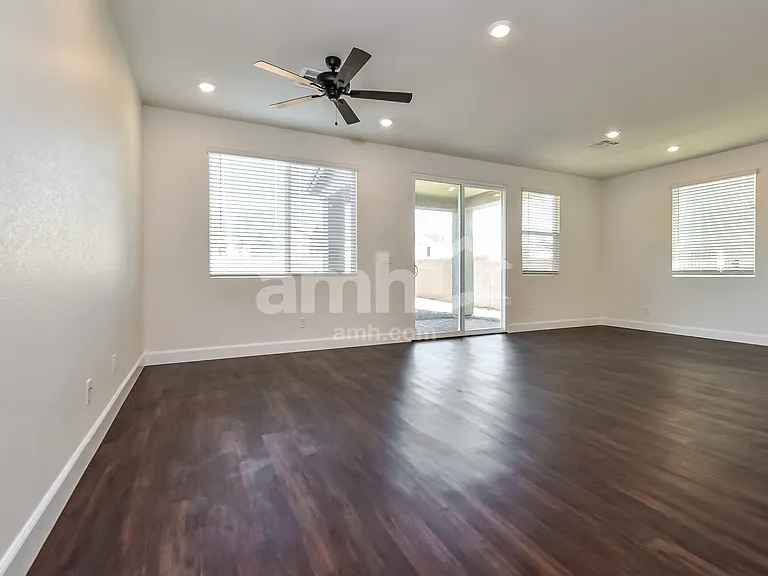 582 Topiary Park Ave — Photo 6