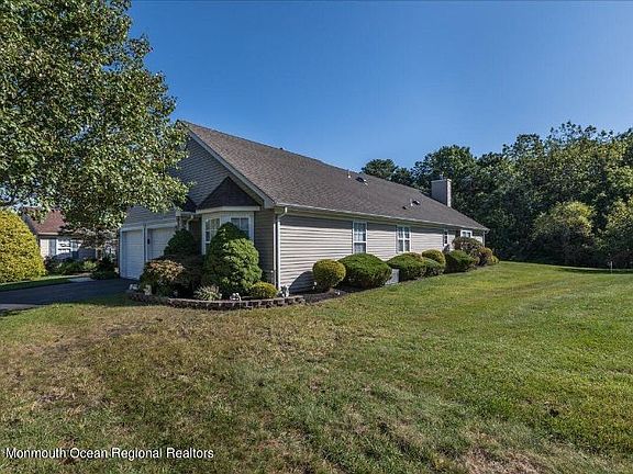 5th image of 1 Wellington Ln