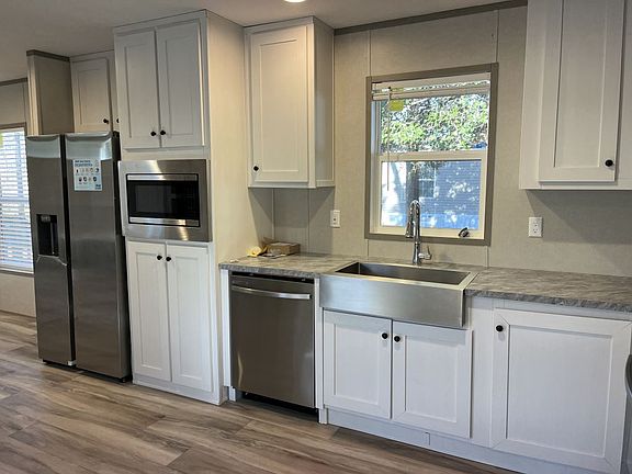 5th image of 220 Sequoia Dr #263
