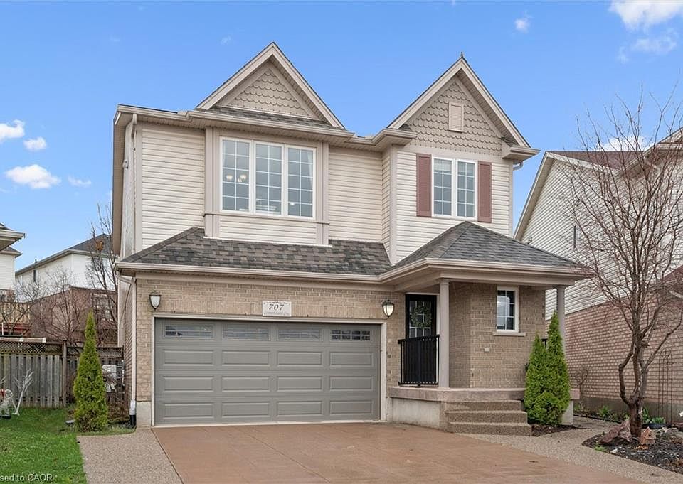 1st image of 707 Commonwealth Cres
