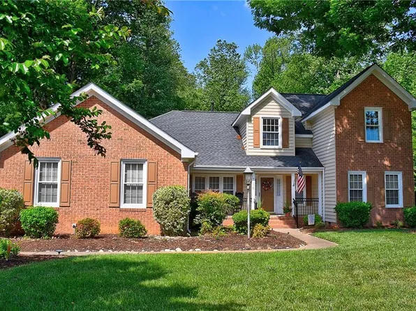 716 Firethorn Rd, Chesapeake, VA 23320