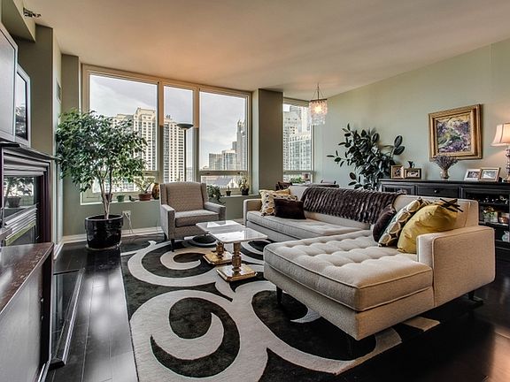 3rd image of 33 W Ontario St #34F