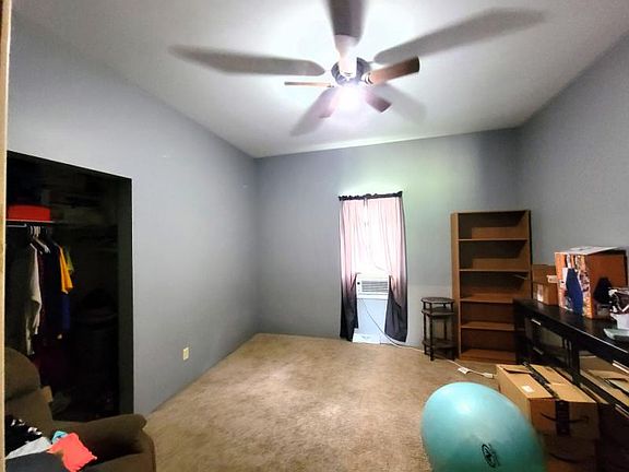 3rd image of 2530 Clara St