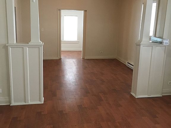 2nd image of 2122 Grove Ave #2