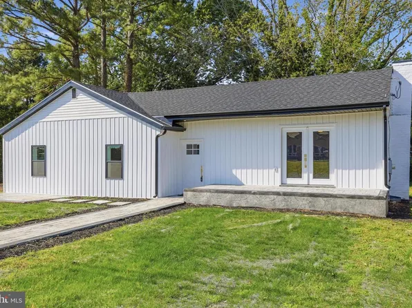 39 Center St, Camden Wyoming, DE 19934