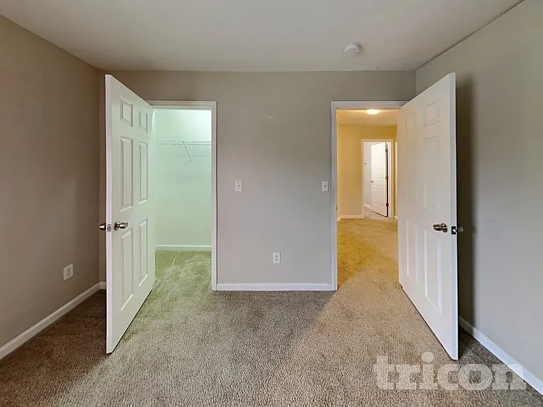 1810 Long Paw Ln — Photo 12