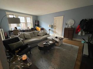 18 Alton Pl APT 4, Brookline, MA 02446