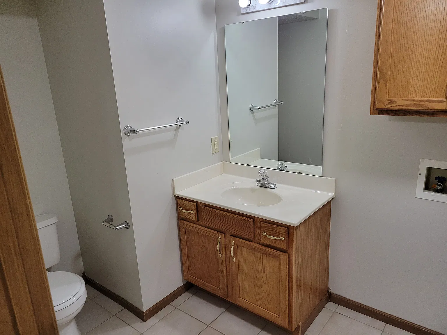 2 bed, 1.5 bath, 1250 sqft, $1,230 — Photo 4