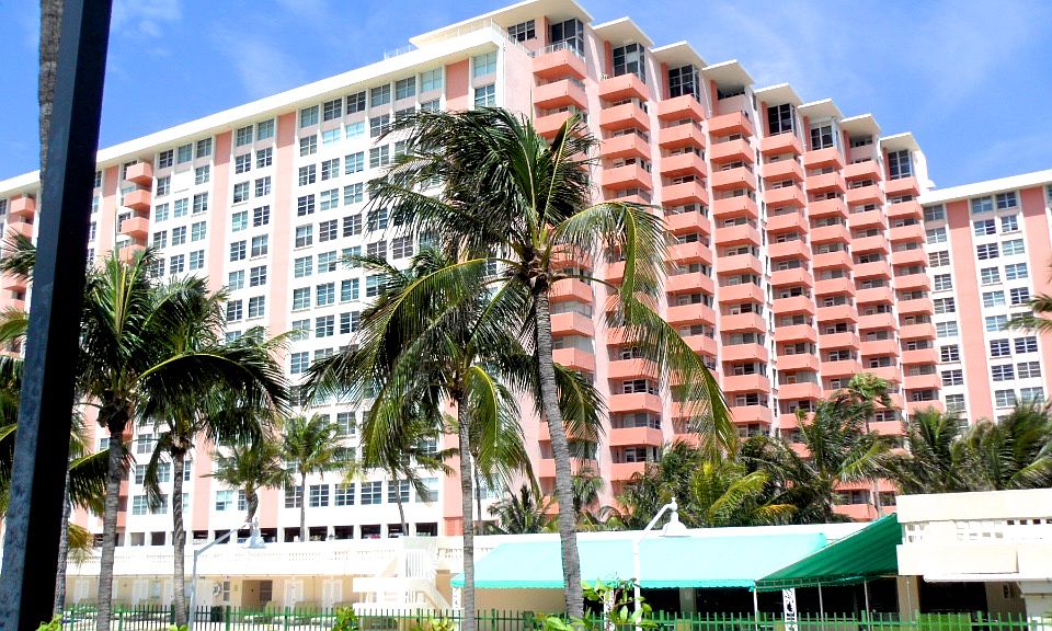 1st image of 2899 Collins Ave APT 834
