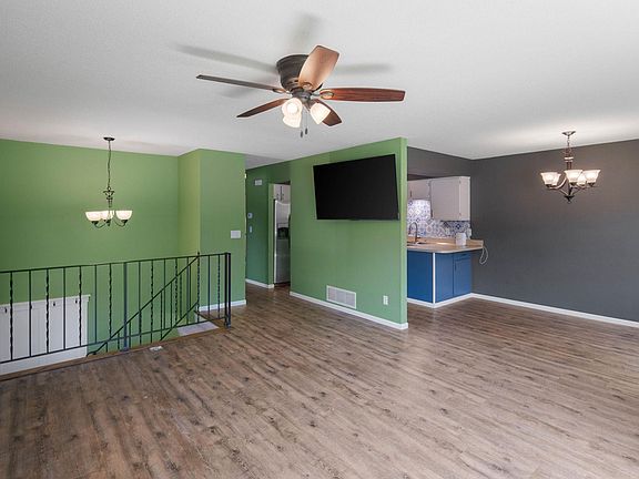 5th image of 13986 Herald Way