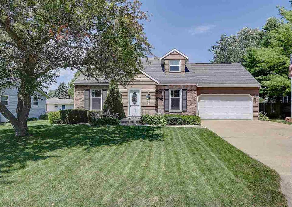 1st image of 1256 Woodland Dr