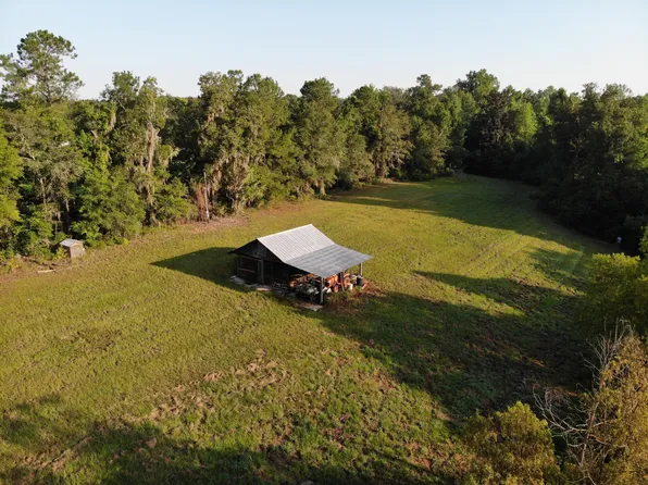 13907 Bells Hwy, Lodge, SC 29082