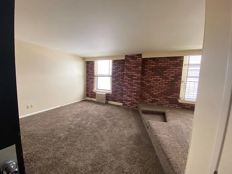 100 E Broadway St #803 — Photo 10