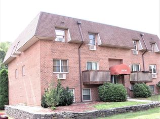 441 Clark Ave APT 30, Bristol, CT 06010