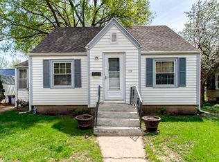 13 11th St NW, Faribault, MN 55021