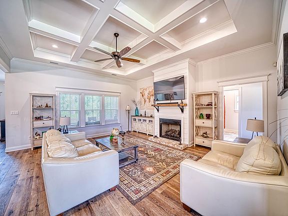 3rd image of 4872 Brown Cat Cir