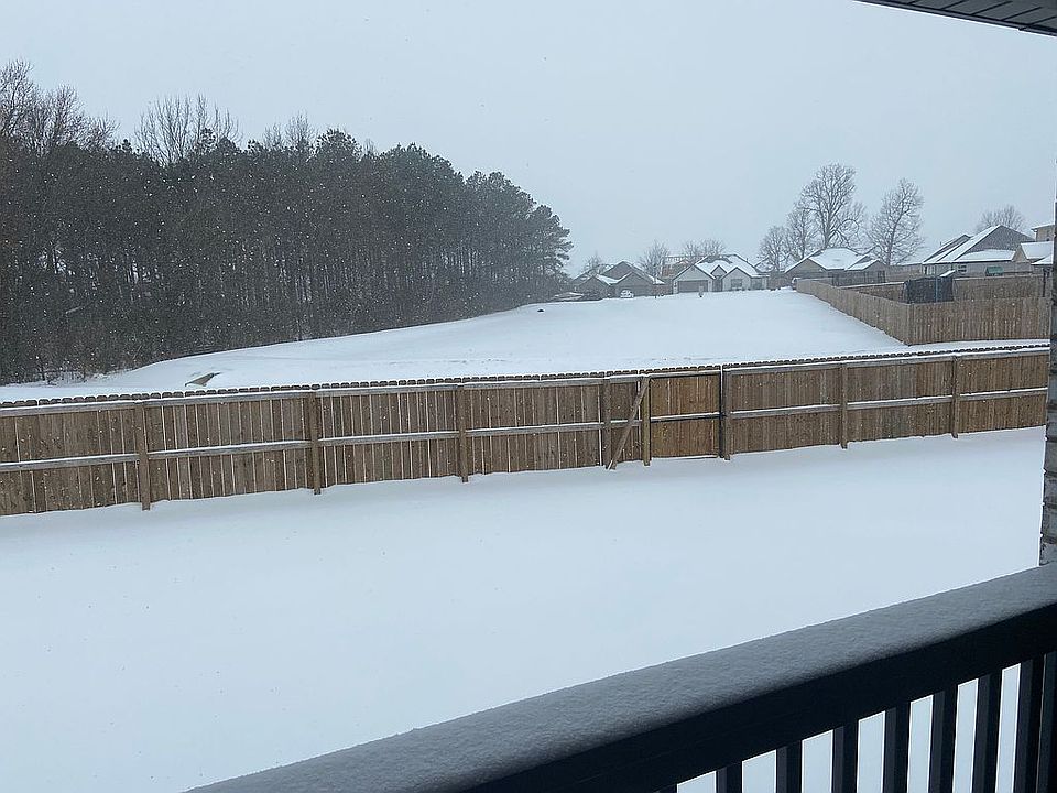 2nd image of 3093 Summer View Ave