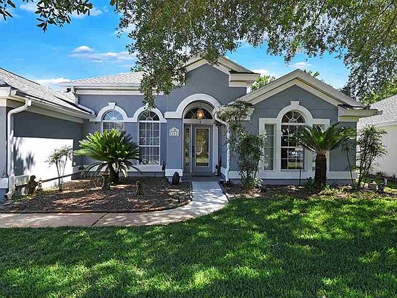 3rd image of 385 San Nicolas Way