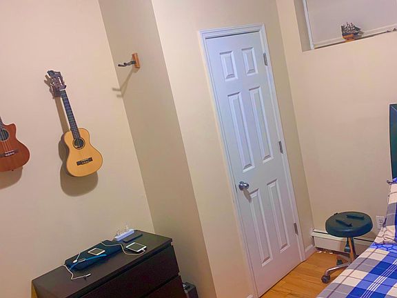 3rd image of 2558 99th St