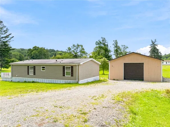 108 Chalk Hill Ohiopyle Rd, Ohiopyle, PA 15470