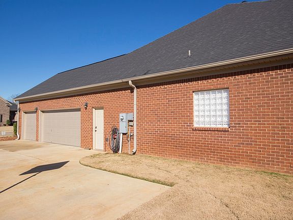 3rd image of 103 Chattooga Pl
