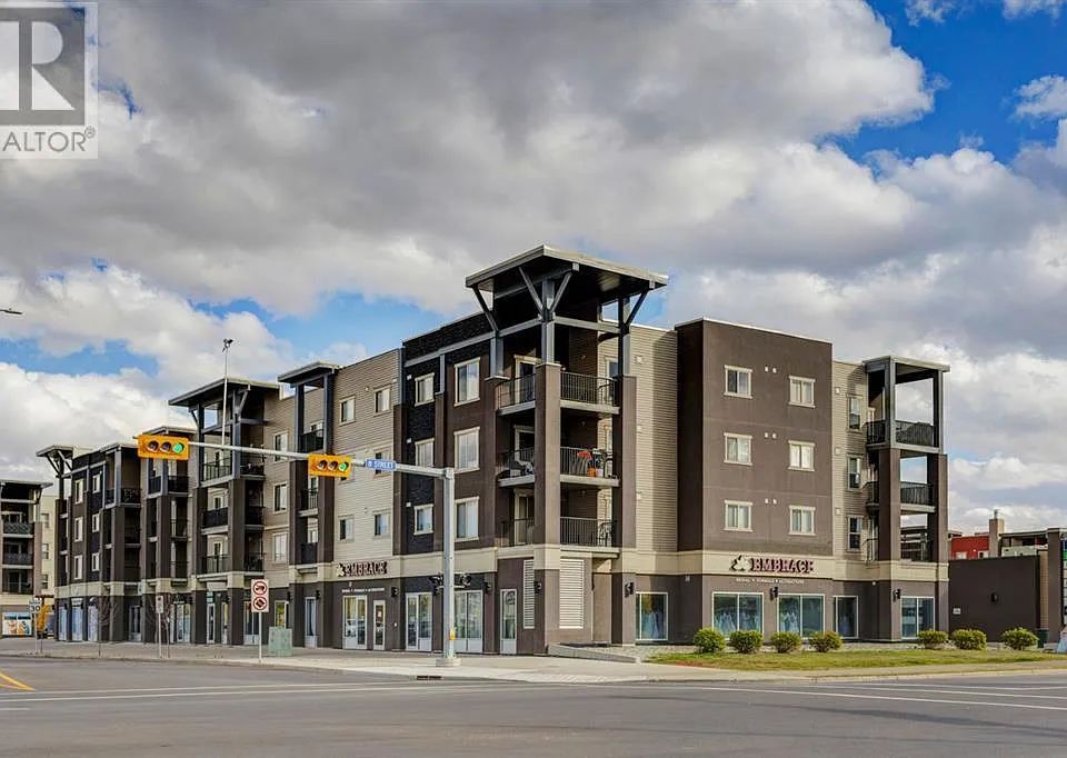 403 Mackenzie Way SW #7210