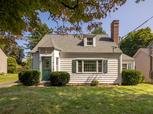 32 Fleetwood Avenue, Bethel, CT 06801