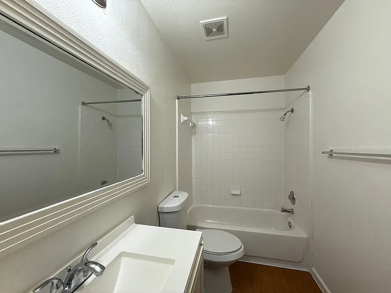 122 Little Lake Rd — Photo 16