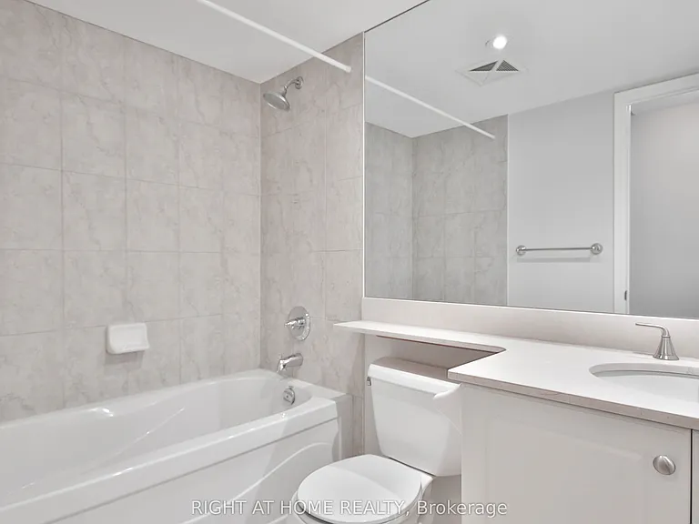 900 Mount Pleasant Rd #411 — Photo 12