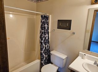 104 Middle St, Greenwood, SC 29649