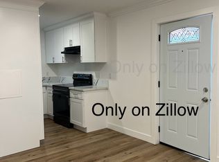 2301 1/2 Warbler St, Santa Ana, CA 92704
