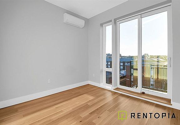 3rd image of 175 Palmetto St #4D