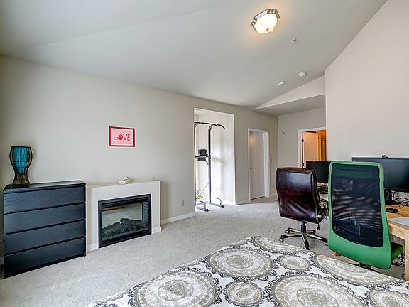 3rd image of 2222 152nd Ave NE #Penthouse 9