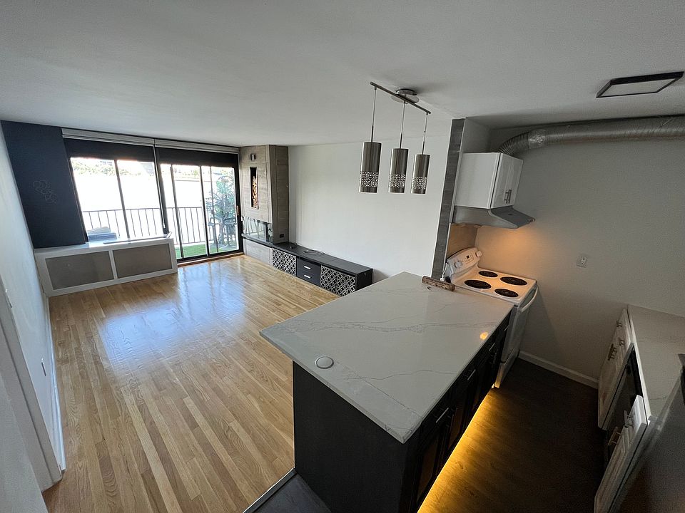 1st image of 2540 Shore Blvd APT 3M