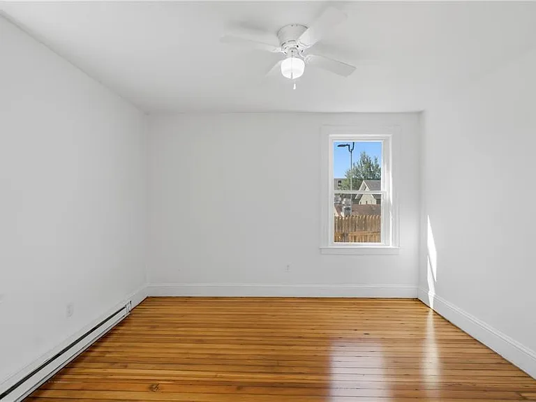 5 Peter St #1 — Photo 14