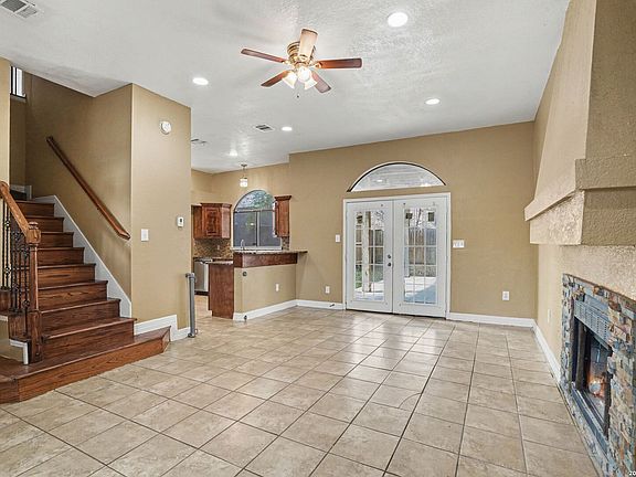 4th image of 4141 Sunrise Cove Dr